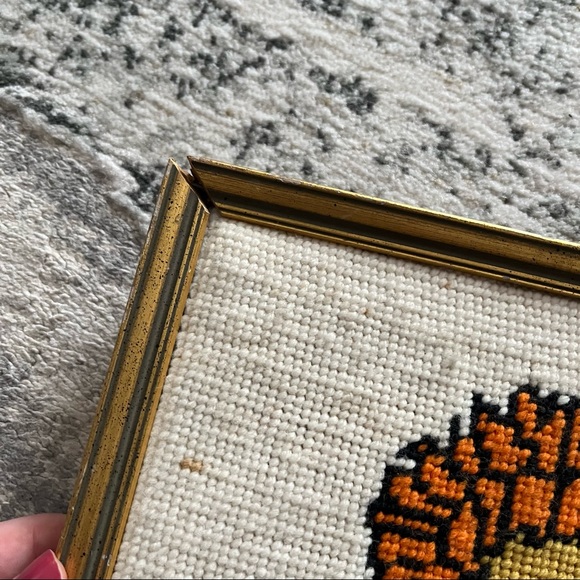 Needlepoint Raggedy Ann and Andy wall hanging - Picture 10 of 14